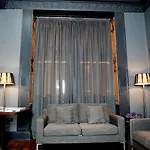 Boutique 25 3* Skipton