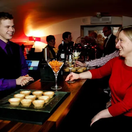 25精品酒店 3* 斯基普顿