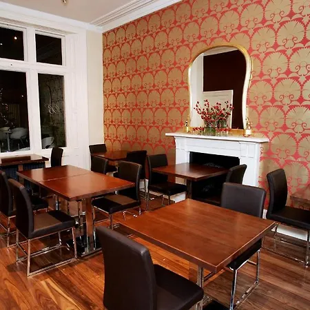 Boutique 25 Pensionat 3*