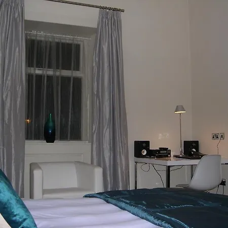 Boutique 25 3*